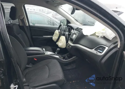 2019 Dodge Journey Se from USA, damaged, VIN 3C4PDCBB8KT794299